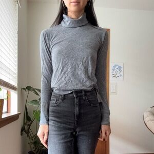 Madewell grey turtleneck